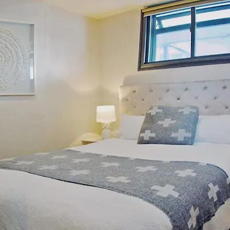 City Fringe Apartment With Sky Tower And City Views Auckland Esterno foto