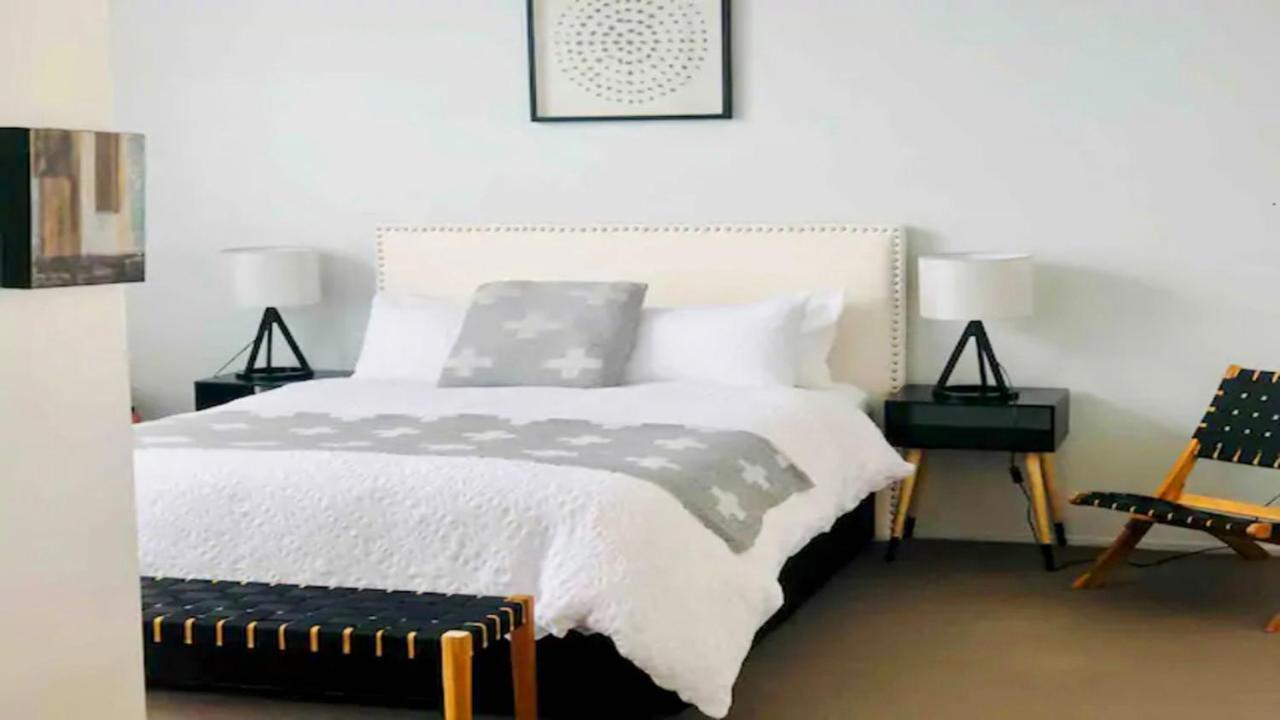 City Fringe Apartment With Sky Tower And City Views Auckland Esterno foto